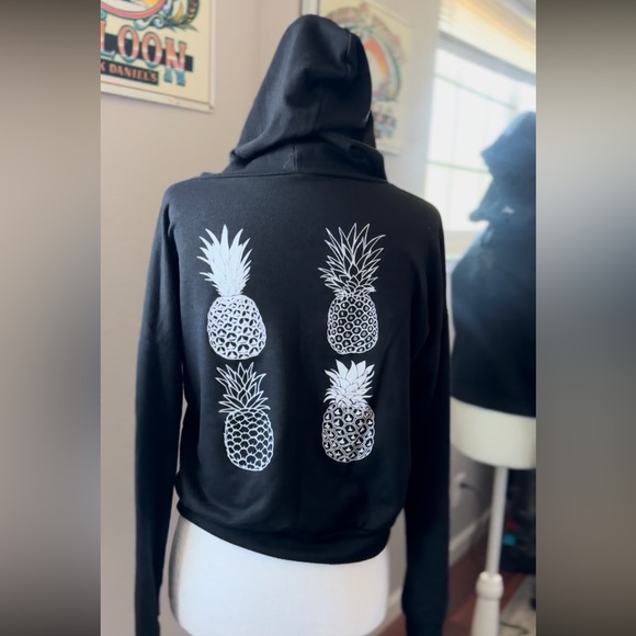Pineapple Crop Hoodie - Picture 1 of 3